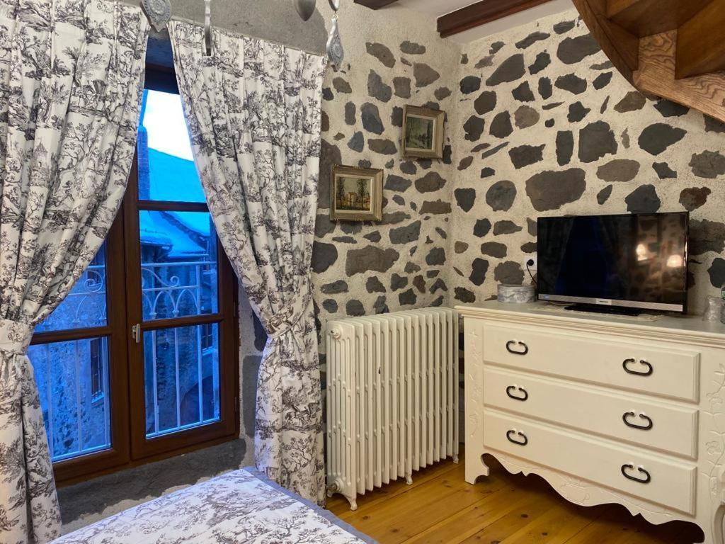 L'Escale De Camille Hotel Мюра Екстериор снимка