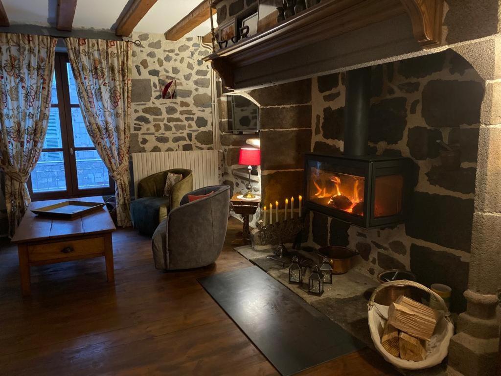 L'Escale De Camille Hotel Мюра Екстериор снимка