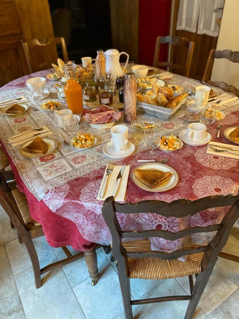 L'Escale De Camille Hotel Мюра Екстериор снимка