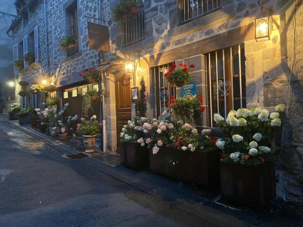L'Escale De Camille Hotel Мюра Екстериор снимка