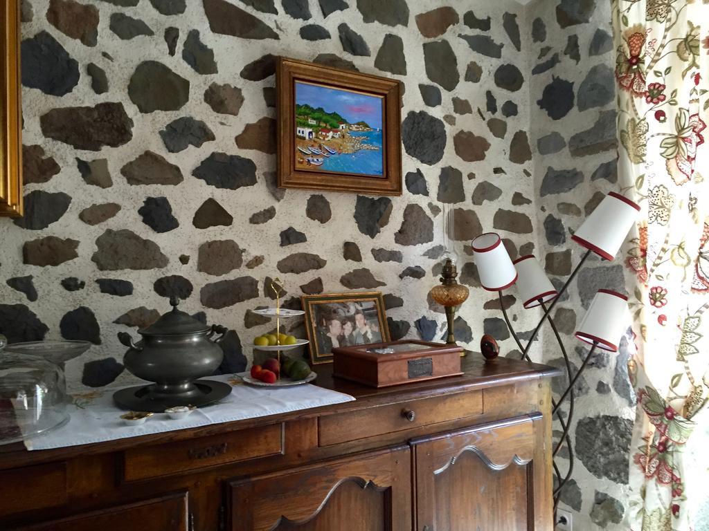 L'Escale De Camille Hotel Мюра Екстериор снимка