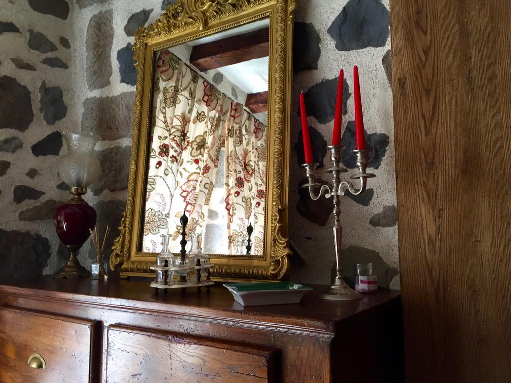 L'Escale De Camille Hotel Мюра Екстериор снимка