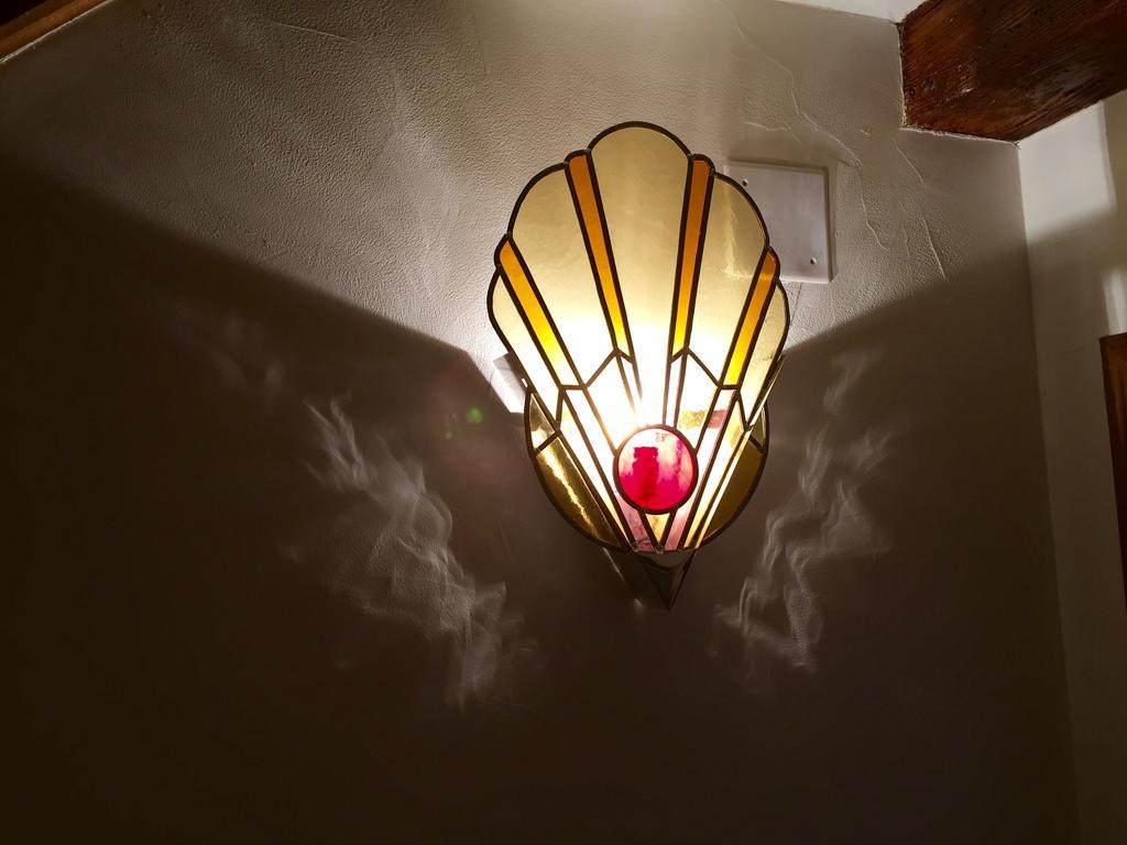 L'Escale De Camille Hotel Мюра Екстериор снимка